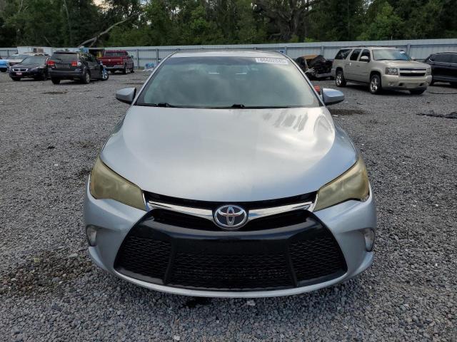 4T1BF1FK0FU491060 - 2015 TOYOTA CAMRY LE SILVER photo 5