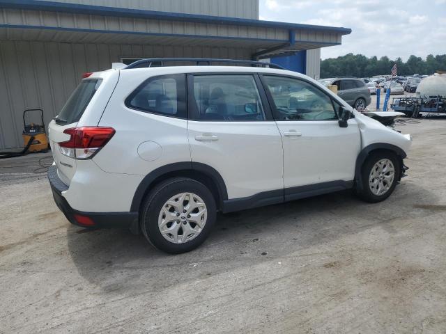 JF2SKACC3KH462055 - 2019 SUBARU FORESTER WHITE photo 3