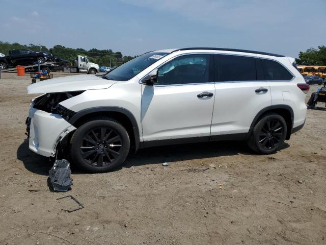 2019 TOYOTA HIGHLANDER SE, 