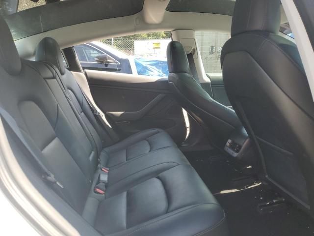 5YJ3E1EA5JF154633 - 2018 TESLA MODEL 3 WHITE photo 10