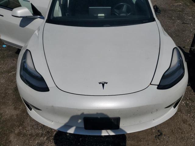 5YJ3E1EA5JF154633 - 2018 TESLA MODEL 3 WHITE photo 11