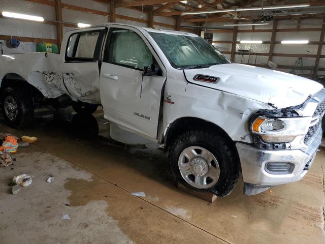 3C6UR5JL6NG176848 - 2022 RAM 2500 BIG HORN/LONE STAR WHITE photo 4