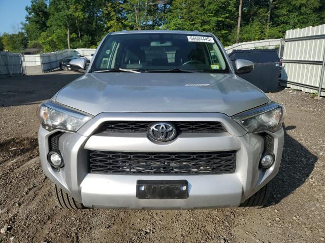 JTEBU5JR9G5323219 - 2016 TOYOTA 4RUNNER SR5/SR5 PREMIUM SILVER photo 5