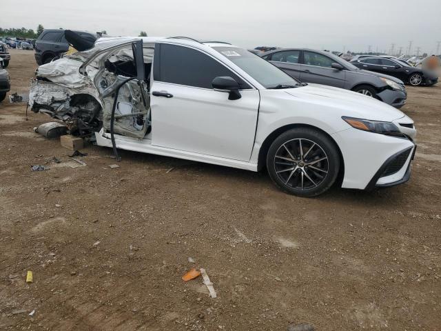4T1T11AK8NU699874 - 2022 TOYOTA CAMRY SE 白色 照片 4