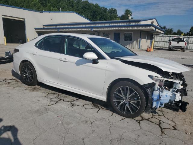 4T1G31AK3RU064353 - 2024 TOYOTA CAMRY SE NIGHT SHADE WHITE photo 4