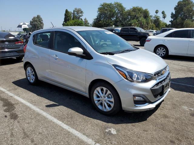 KL8CD6SA6MC216958 - 2021 CHEVROLET SPARK 1LT SILVER photo 4