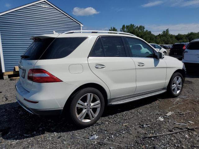 4JGDA5HB3DA146728 - 2013 MERCEDES-BENZ ML 350 4MATIC WHITE photo 3
