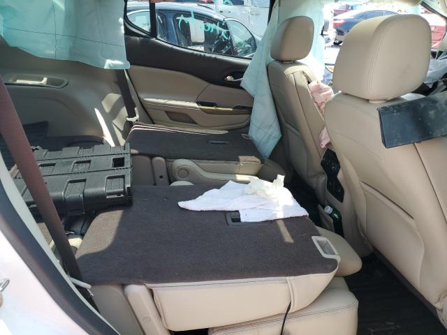 1GKKNXLS9JZ109512 - 2018 GMC ACADIA DENALI თეთრი ფოტო 11