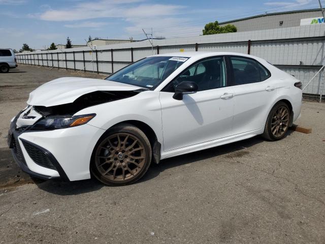 4T1T11AK9RU208282 - 2024 TOYOTA CAMRY SE NIGHT SHADE WHITE photo 1