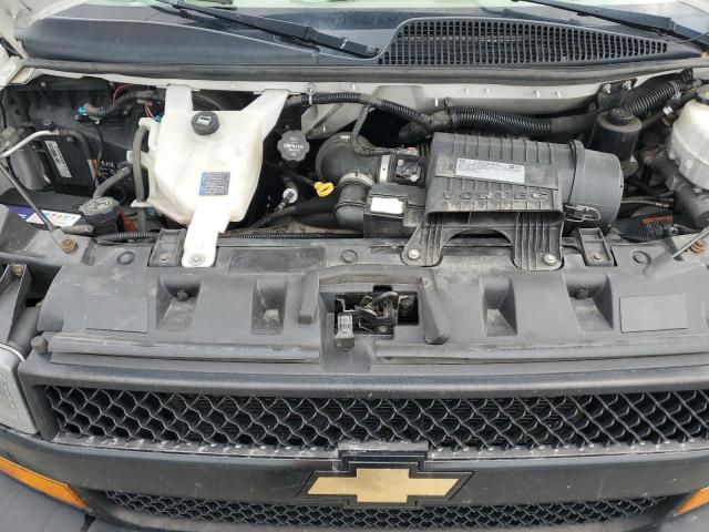 1GCZGGFG7J1338457 - 2018 CHEVROLET EXPRESS G3 თეთრი ფოტო 12