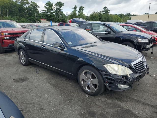 WDDNG86X28A153916 - 2008 MERCEDES-BENZ S 550 4MATIC BLACK photo 4