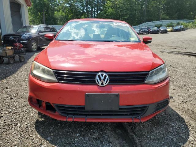 3VWBP7AJXCM109813 - 2012 VOLKSWAGEN JETTA SE أحمر صورة 5