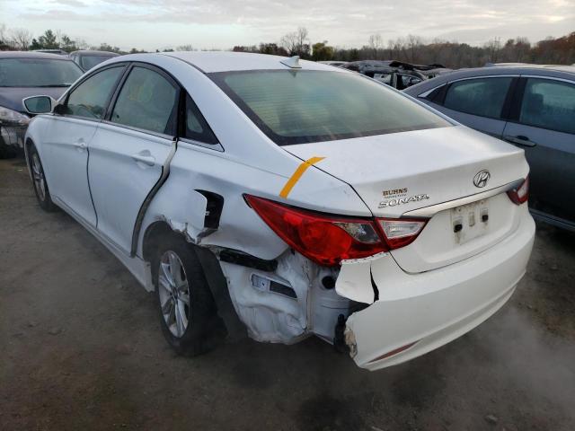 5NPEB4AC8DH801655 - 2013 HYUNDAI SONATA GLS WHITE photo 3