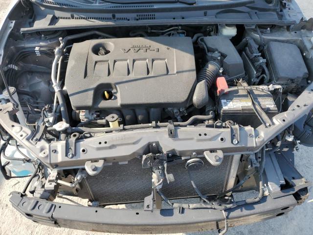 2T1BURHE3JC076045 - 2018 TOYOTA COROLLA L 银色 照片 11