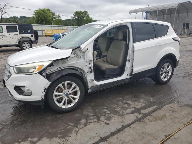 2017 FORD ESCAPE SE, null
