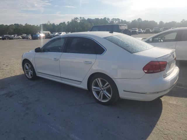 1VWCN7A3XDC030348 - 2013 VOLKSWAGEN PASSAT SEL WHITE photo 2