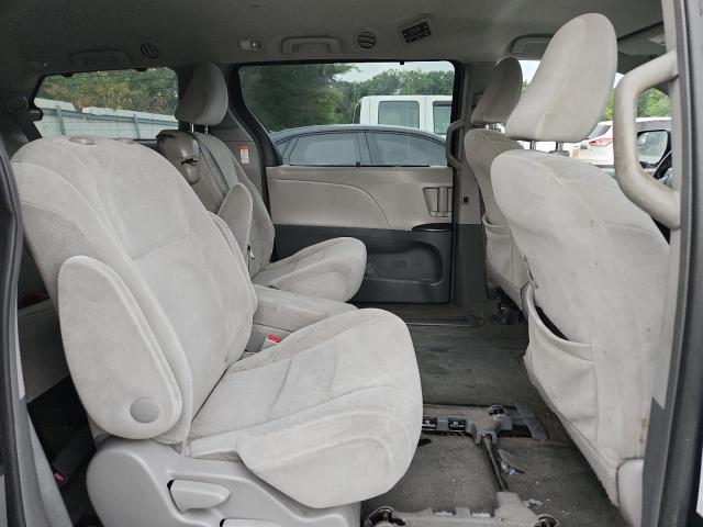 5TDKK3DC2FS535006 - 2015 TOYOTA SIENNA LE BLUE photo 11