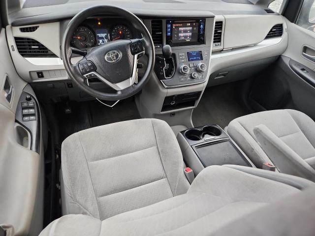 5TDKK3DC2FS535006 - 2015 TOYOTA SIENNA LE BLUE photo 8