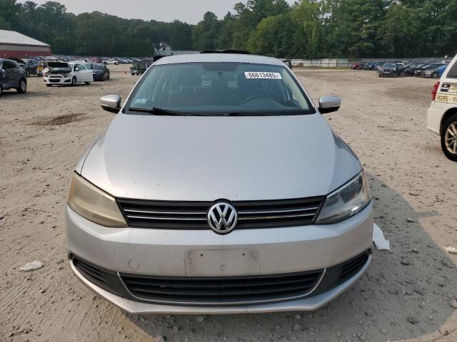3VWDP7AJ6DM354585 - 2013 VOLKSWAGEN JETTA SE Արծաթագույն լուսանկար 5