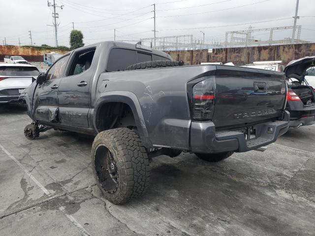 3TMAZ5CN1GM011675 - 2016 TOYOTA TACOMA DOUBLE CAB SILVER photo 2