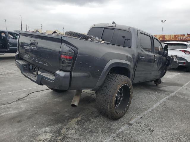 3TMAZ5CN1GM011675 - 2016 TOYOTA TACOMA DOUBLE CAB SILVER photo 3