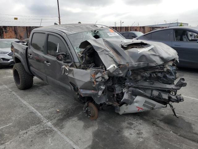 3TMAZ5CN1GM011675 - 2016 TOYOTA TACOMA DOUBLE CAB SILVER photo 4