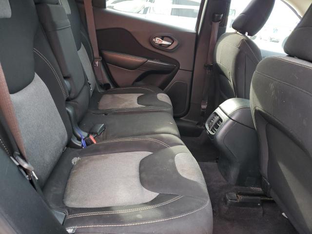 1C4PJLAB9GW346519 - 2016 JEEP CHEROKEE SPORT Schwarz Foto 11