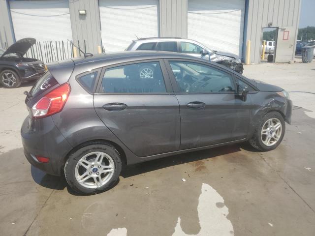 3FADP4EJ1JM101896 - 2018 FORD FIESTA SE CHARCOAL photo 3