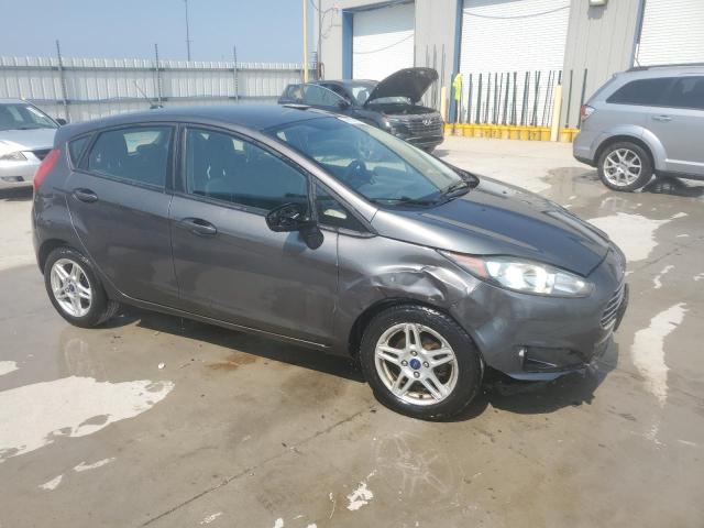 3FADP4EJ1JM101896 - 2018 FORD FIESTA SE CHARCOAL photo 4