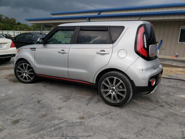 KNDJX3AA2J7589411 - 2018 KIA SOUL ! SILVER photo 2