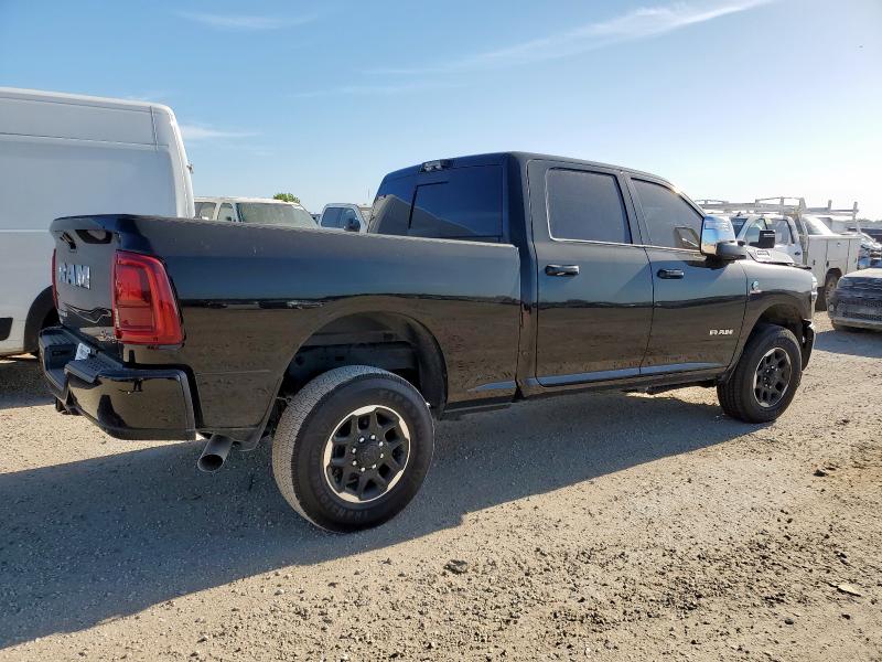 3C63R5FL8SG506344 - 2025 RAM 2500 LARAMIE BLACK photo 3