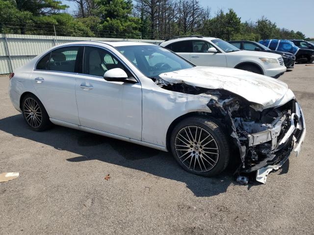 W1KAF4HB1PR148234 - 2023 MERCEDES-BENZ C 300 4MATIC WHITE photo 4