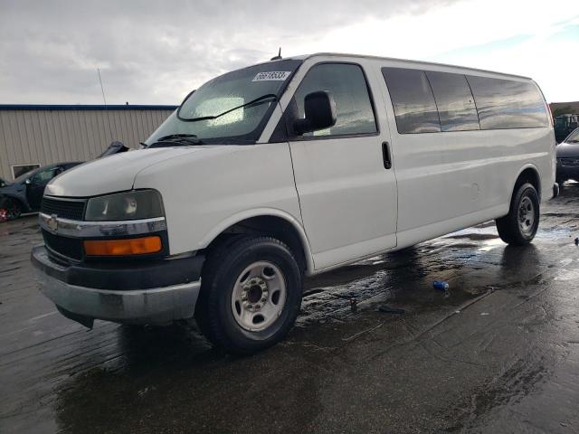 1GAZG1FG3B1100905 - 2011 CHEVROLET EXPRESS G3 LT WHITE photo 1