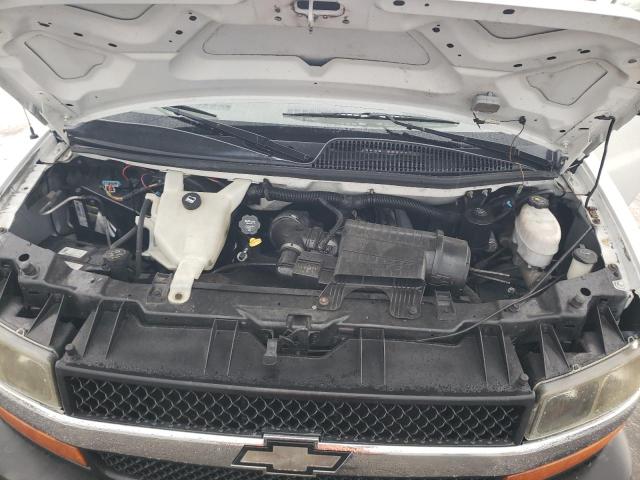 1GAZG1FG3B1100905 - 2011 CHEVROLET EXPRESS G3 LT WHITE photo 12