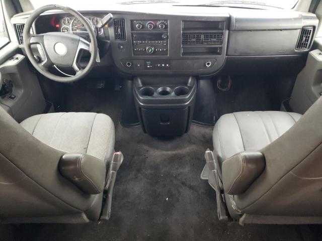 1GAZG1FG3B1100905 - 2011 CHEVROLET EXPRESS G3 LT WHITE photo 8