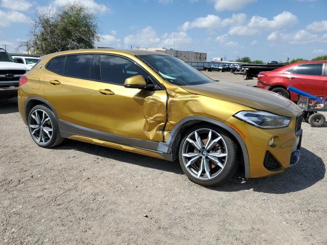 WBXYJ3C39JEJ81646 - 2018 BMW X2 SDRIVE28I YELLOW photo 4