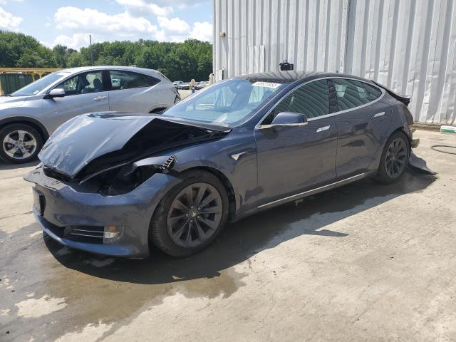 5YJSA1E25JF268809 - 2018 TESLA MODEL S 灰色 照片 1