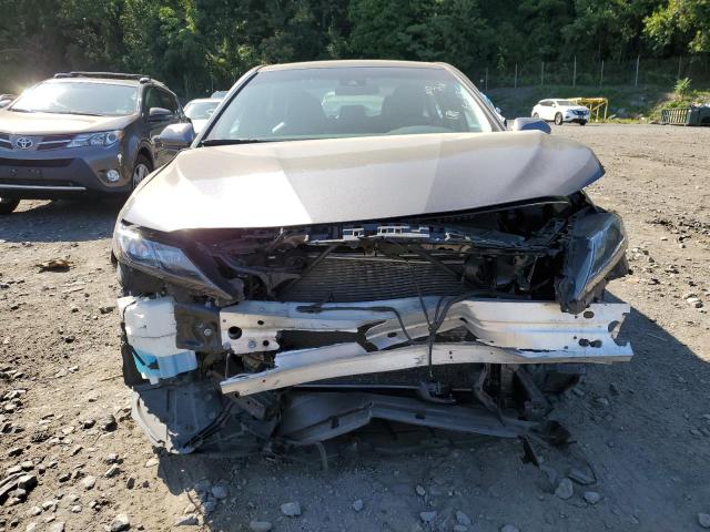 4T1G11AK3MU563197 - 2021 TOYOTA CAMRY SE SILVER photo 5