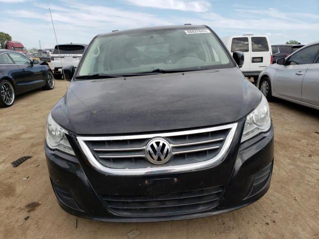 2C4RVABG7CR293494 - 2012 VOLKSWAGEN ROUTAN SE CHARCOAL photo 5