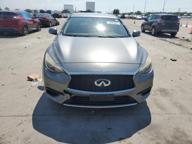 SJKCH5CP5JA052275 - 2018 INFINITI QX30 BASE فضي صورة 5