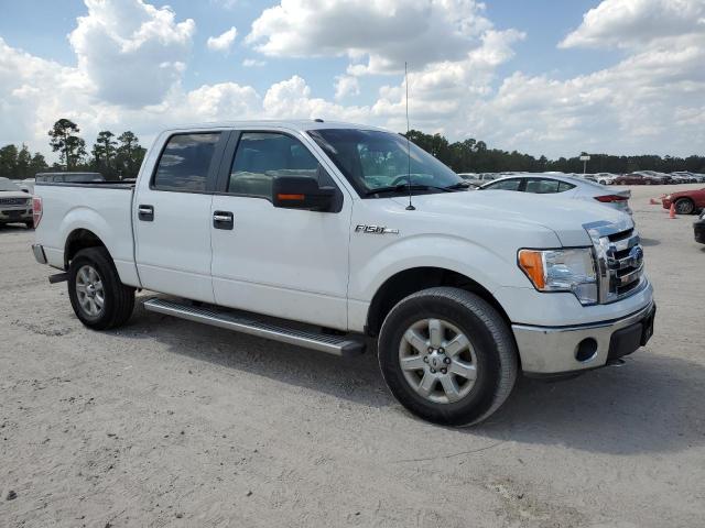 1FTFW1EFXEFC69977 - 2014 FORD F150 SUPERCREW WHITE photo 4