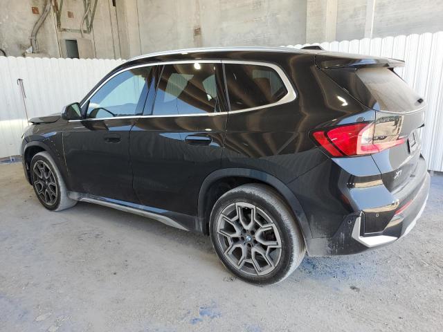 WBX73EF00R5Y32323 - 2024 BMW X1 XDRIVE28I BLACK photo 2