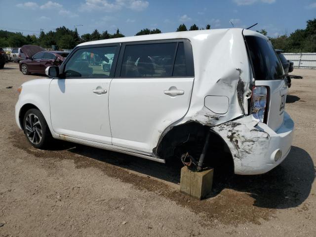 JTLKE50EX81009673 - 2008 TOYOTA SCION XB Weiß Foto 2