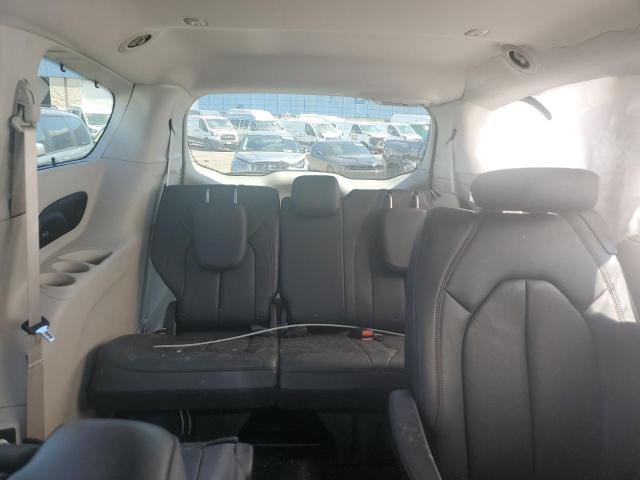 2C4RC1EGXJR194943 - 2018 CHRYSLER PACIFICA TOURING L PLUS SILVER photo 10