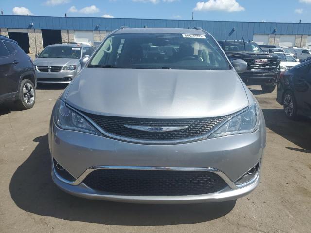 2C4RC1EGXJR194943 - 2018 CHRYSLER PACIFICA TOURING L PLUS SILVER photo 5