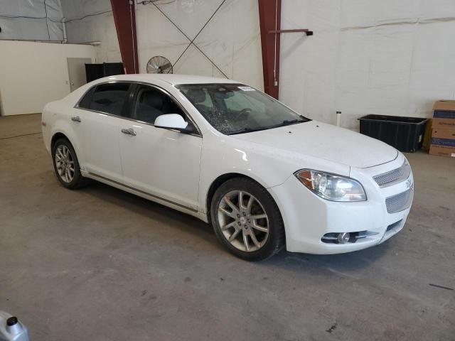 1G1ZE5E14BF364261 - 2011 CHEVROLET MALIBU LTZ WHITE photo 4