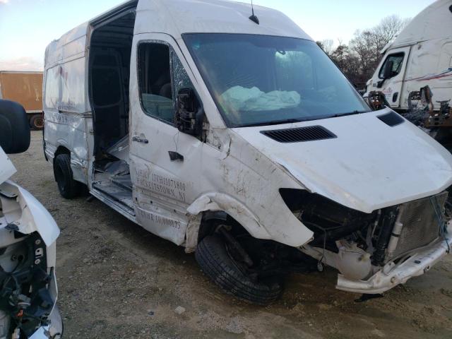 WD3PF4CC4E5916744 - 2014 MERCEDES-BENZ SPRINTER 3500 WHITE photo 4