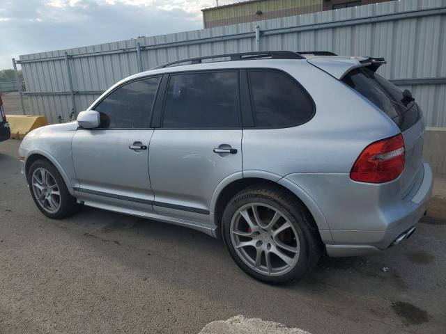 WP1AD2AP6ALA60119 - 2010 PORSCHE CAYENNE GTS SILVER photo 2