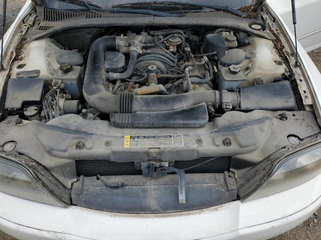 1LNHM87A5YY850302 - 2000 LINCOLN LS WHITE photo 11