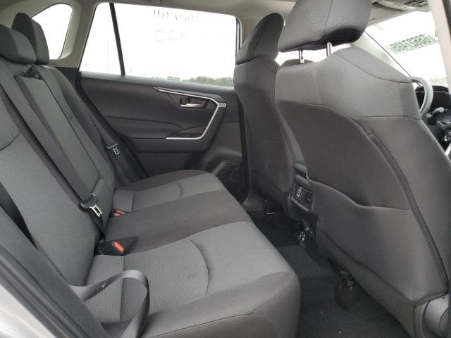 2T3W1RFV2SW373943 - 2025 TOYOTA RAV4 XLE 银色 照片 11